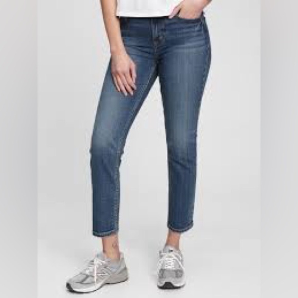 Gap Vintage Slim Mid Rise Jeans - Size 29